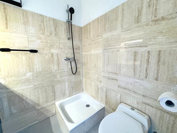 Studio 20,15 m² – Paris 17e – Dernier étage