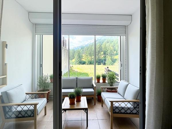 Studio 25 m² avec loggia fermée et extérieur ? La Foux d'Allos