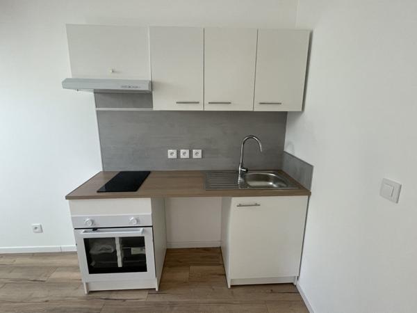 Appartement à louer 368 € CC Souillac 2 p 27 m² DPE C