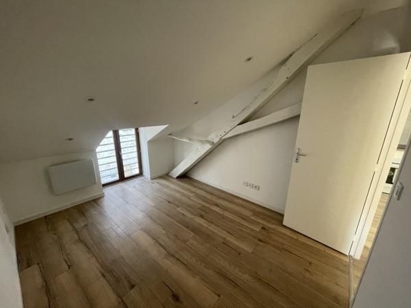 Appartement à louer 368 € CC Souillac 2 p 27 m² DPE C