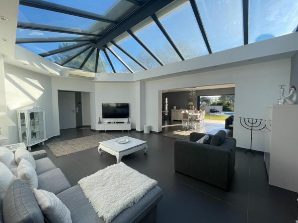 34680 SAINT GEORGE D'ORQUES PROPRIETE DE LUXE SUR 3000 M²