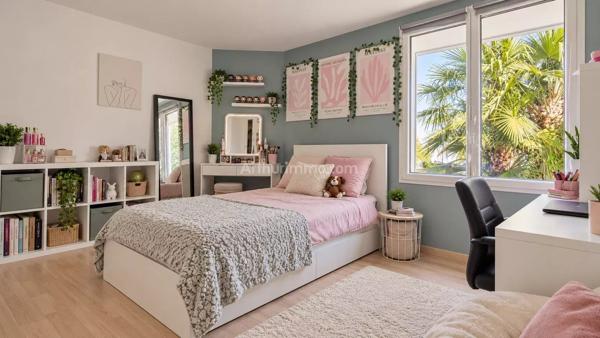 Vente                                                      Maison
                        
                     6 pièces                      152 m2                     à Bondoufle