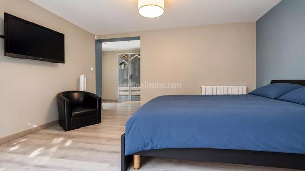 Vente                                                      Maison
                        
                     6 pièces                      152 m2                     à Bondoufle