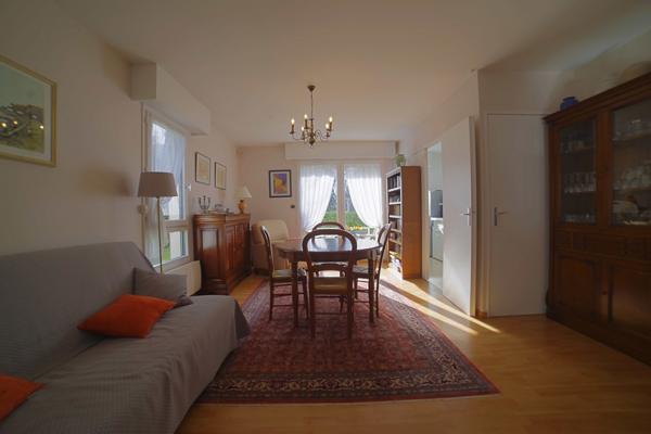 Appartement 3 pièces - le Chesnay - Résidence avec services