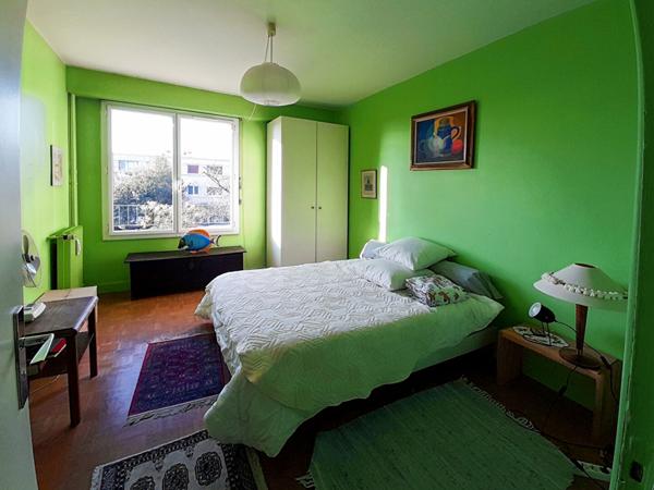 Appartement Suresnes 3 pièce(s) 79.36 m2