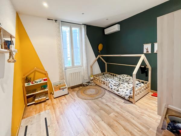 Mas en excellent etat 220M2 avec terrain et dépendance