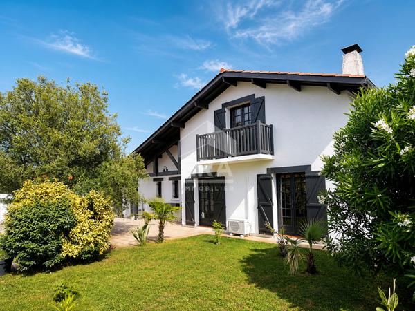 MAISON 5 CHAMBRES PINEDE DE CONTEAU