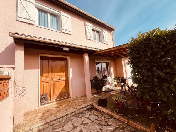 Maison de 194 m²- terrain de 645 m²- 30620 AUBORD