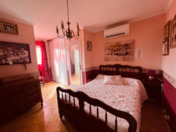 Maison de 194 m²- terrain de 645 m²- 30620 AUBORD