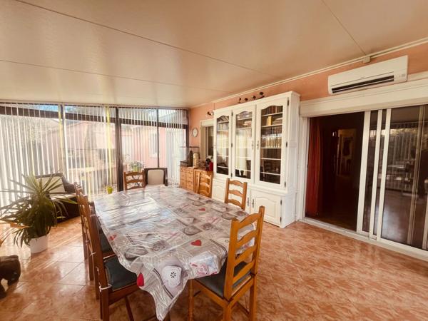 Maison de 194 m²- terrain de 645 m²- 30620 AUBORD