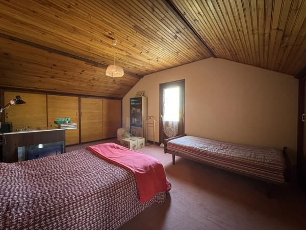Maison 5 pièce(s) 4 chambre(s) 129 m²