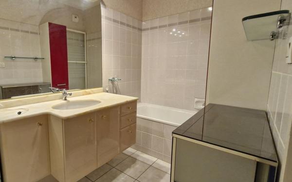 Appartement à vendre    2 pièces •  Neyron