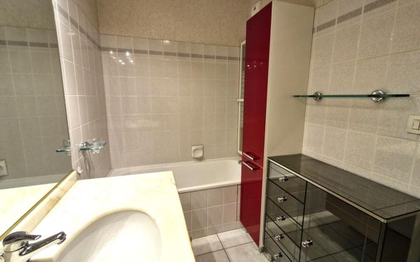 Appartement à vendre    2 pièces •  Neyron