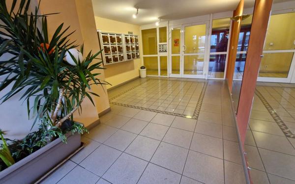 Appartement à vendre    2 pièces •  Neyron