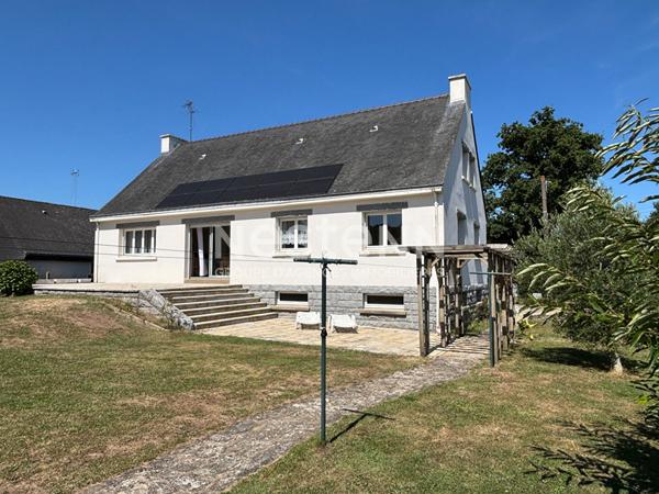 Maison 5 chambres Saint Nolff sud proche de Vannes sur 1500 m² de terrain, beau potentiel supplémentaire