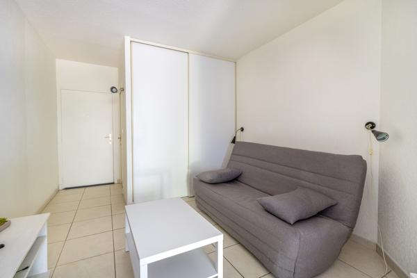 Prestige & Élégance – Studio avec Terrasse dans Résidence Premium