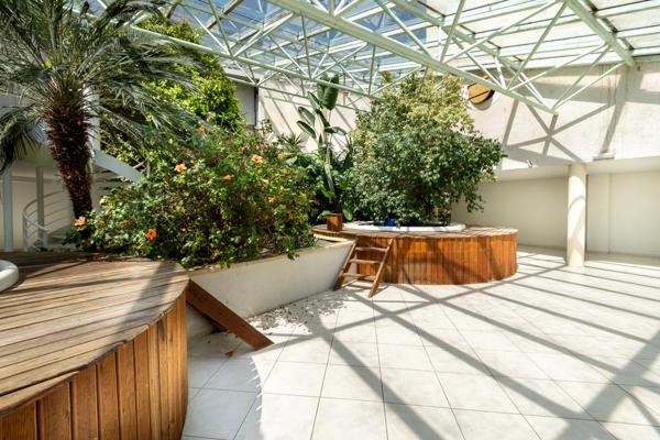 Prestige & Élégance – Studio avec Terrasse dans Résidence Premium