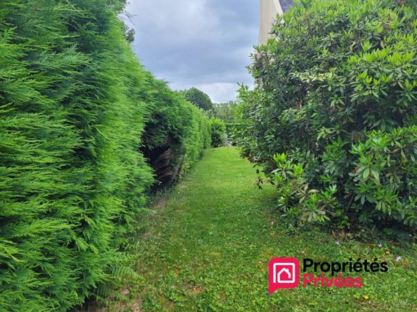 29170 PLEUVEN - Terrain  constructible viabilisé 1205 m2 environ
