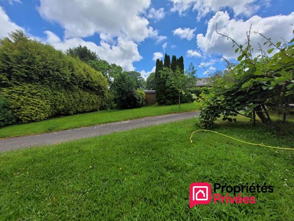 29170 PLEUVEN - Terrain  constructible viabilisé 1205 m2 environ