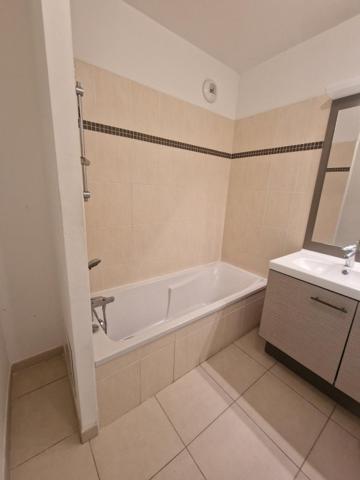 Location / Appartement T3