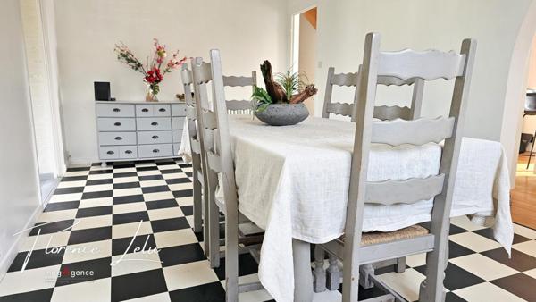 Maison à LANVOLLON, 22290 - 8 pièces 130m²