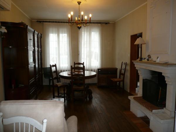 ⚜ COGNAC Centre A Vendre MAISON de VILLE avec Cour et Dépendances ⚜