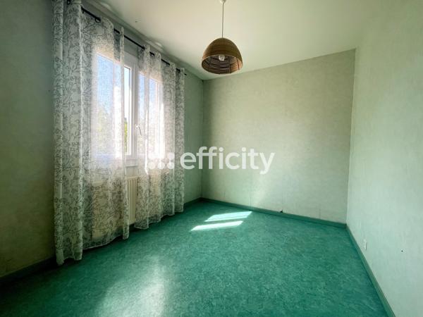 Maison
         5 pièces
        - 100 m² 199 000 € *
