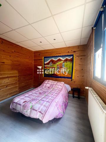 Maison
         5 pièces
        - 100 m² 199 000 € *