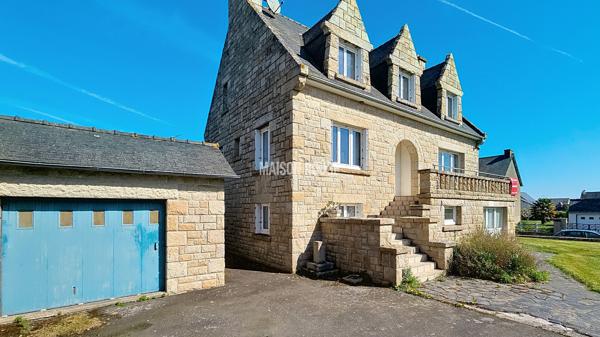 Maison individuelle en granit plein coeur de Matignon