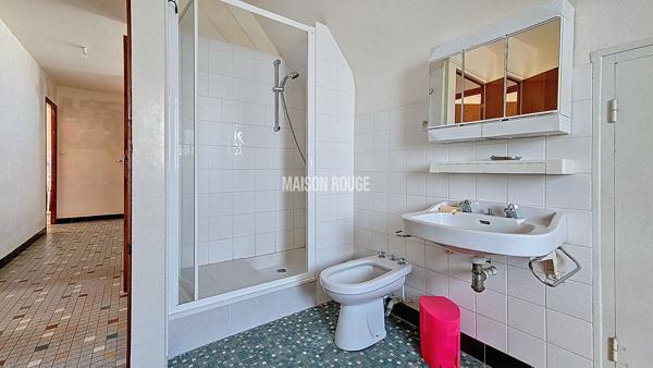 Maison individuelle en granit plein coeur de Matignon