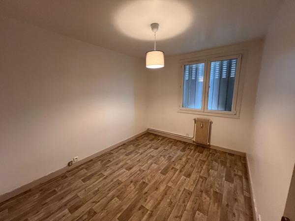 Appartement Bourges 4 pièce(s) 67 m2