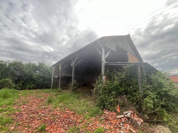 Vente                                                      Local commercial
                        
                     1 pièces                      100 m2                     à Mornay-sur-Allier