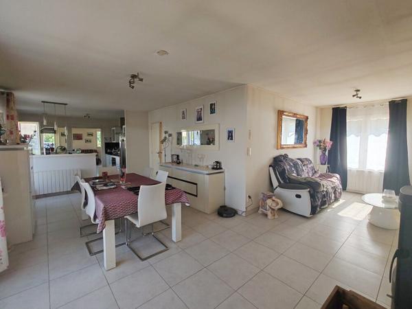 Maison Monthou Sur Bievre 135 m²