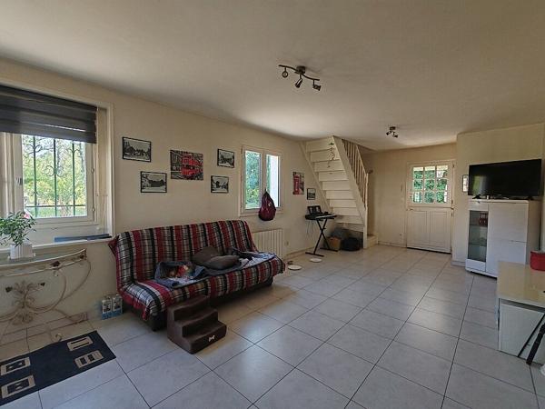 Maison Monthou Sur Bievre 135 m²