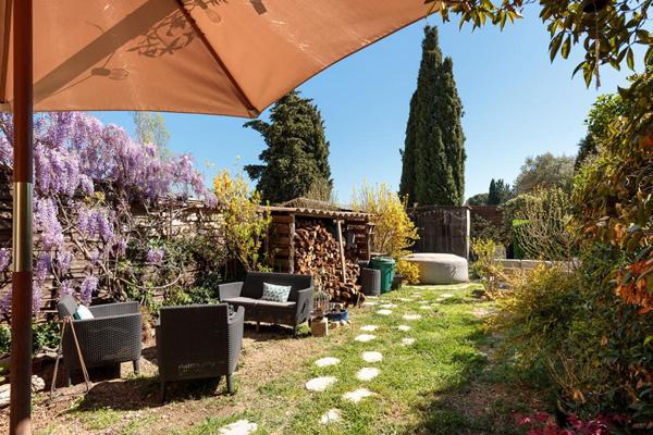 Charmante maison avec jardin et garage à Montauroux