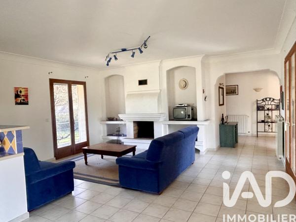 Maison à vendre 4 pièces 120 m² Saint-Maximin-la-Sainte-Baume