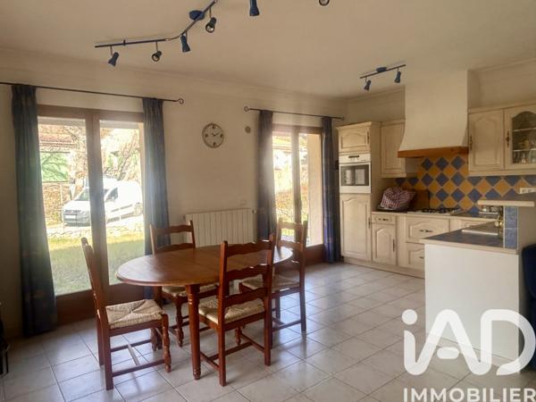 Maison à vendre 4 pièces 120 m² Saint-Maximin-la-Sainte-Baume