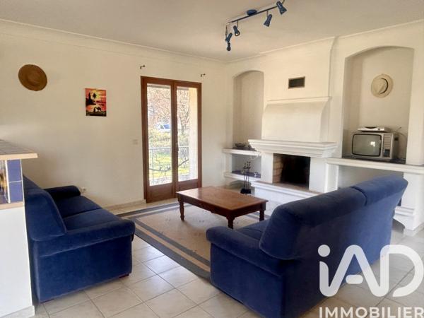 Maison à vendre 4 pièces 120 m² Saint-Maximin-la-Sainte-Baume