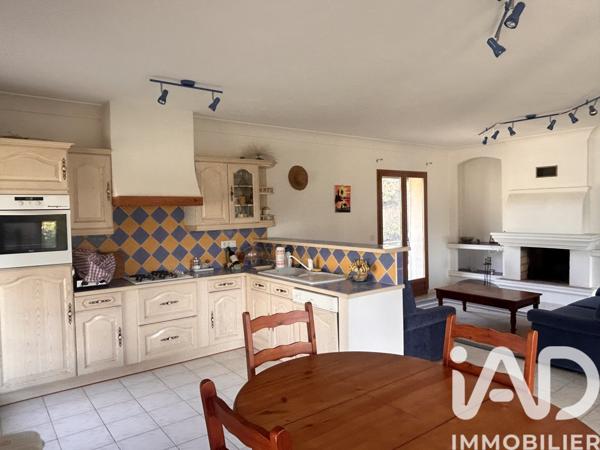 Maison à vendre 4 pièces 120 m² Saint-Maximin-la-Sainte-Baume