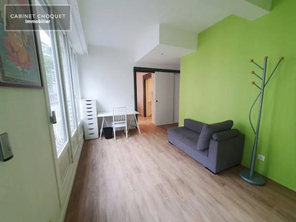 GRAND F2 BIS MEUBLE A LOUER - LILLE CENTRE - VAUBAN - QUAI DU WAULT - 91.5 m 2 - 1 680 € charges comprises par mois