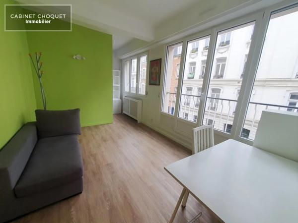 GRAND F2 BIS MEUBLE A LOUER - LILLE CENTRE - VAUBAN - QUAI DU WAULT - 91.5 m 2 - 1 680 € charges comprises par mois