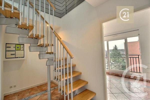 Appartement F3 à vendre  3 pièces - 60,59 m 2   LIVRY GARGAN  - 93