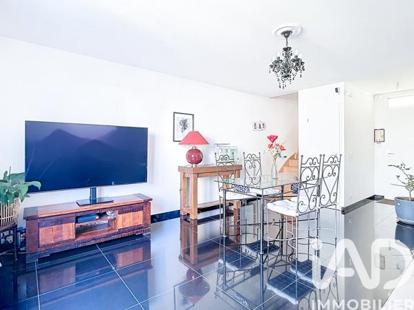 Maison à vendre 3 pièces 64 m² Saint-Pierre-du-Perray