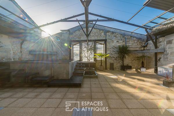 Loft avec piscine et garage aux Chartrons