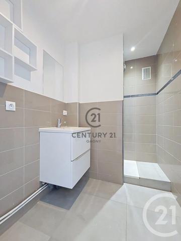 Appartement F3 à vendre  3 pièces - 57,89 m 2   GAGNY  - 93