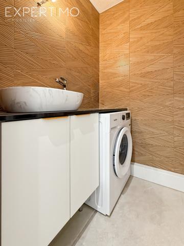 La Grande-Motte (34280) Trés beau studio avec balcon et place de parking nominative