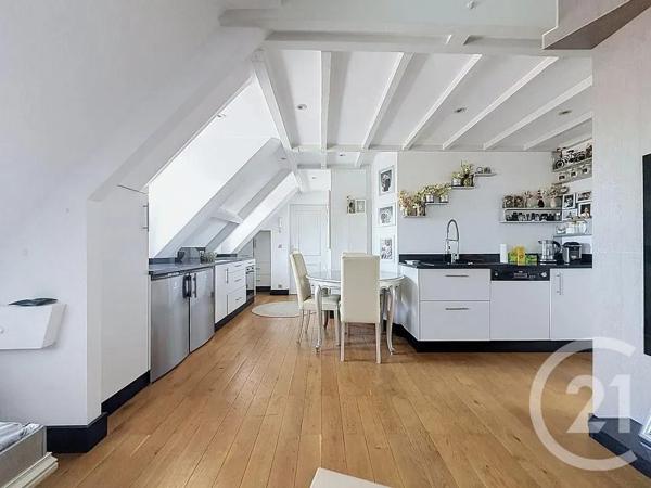 Appartement F2 à vendre  2 pièces - 45,30 m 2   MONTFERMEIL  - 93