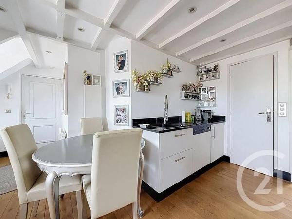 Appartement F2 à vendre  2 pièces - 45,30 m 2   MONTFERMEIL  - 93