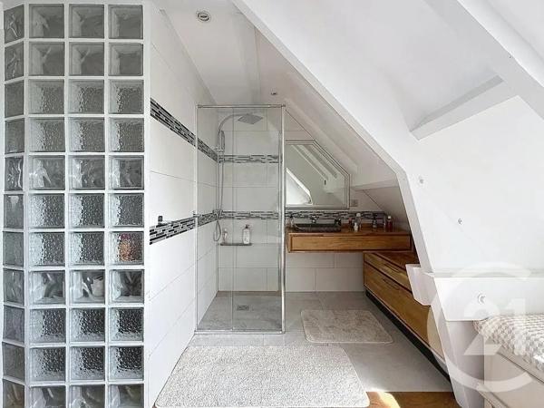 Appartement F2 à vendre  2 pièces - 45,30 m 2   MONTFERMEIL  - 93