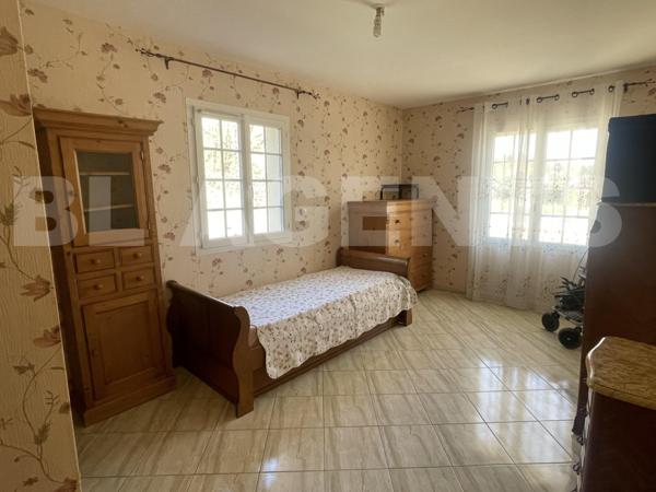 Beau Plain-pied sur un beau terrain de 937m² dans la commune de Pommeuse !